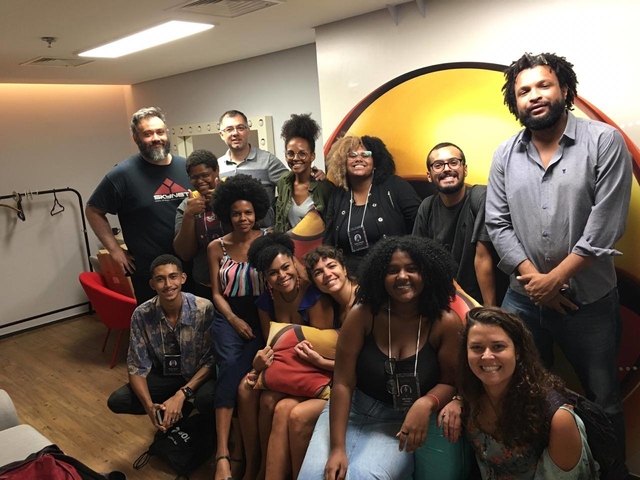 Equipe da Narra em visita à sede da Uol em São Paulo